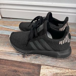 Adidas Swift Run Core Black Size 6